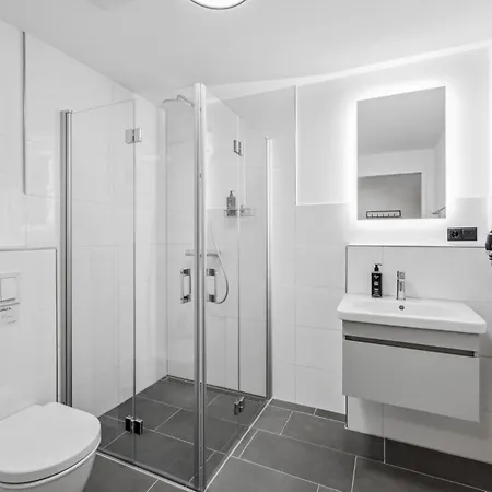 Limehome Duesseldorf Bahlenstr. Room photo